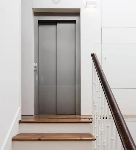 Apq - Apto 5b - Puerto Deportivo * Gijón