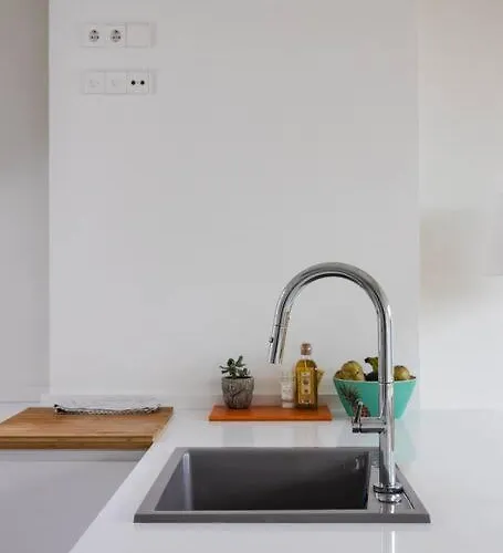 Apq - Apto 5b - Puerto Deportivo * Gijón